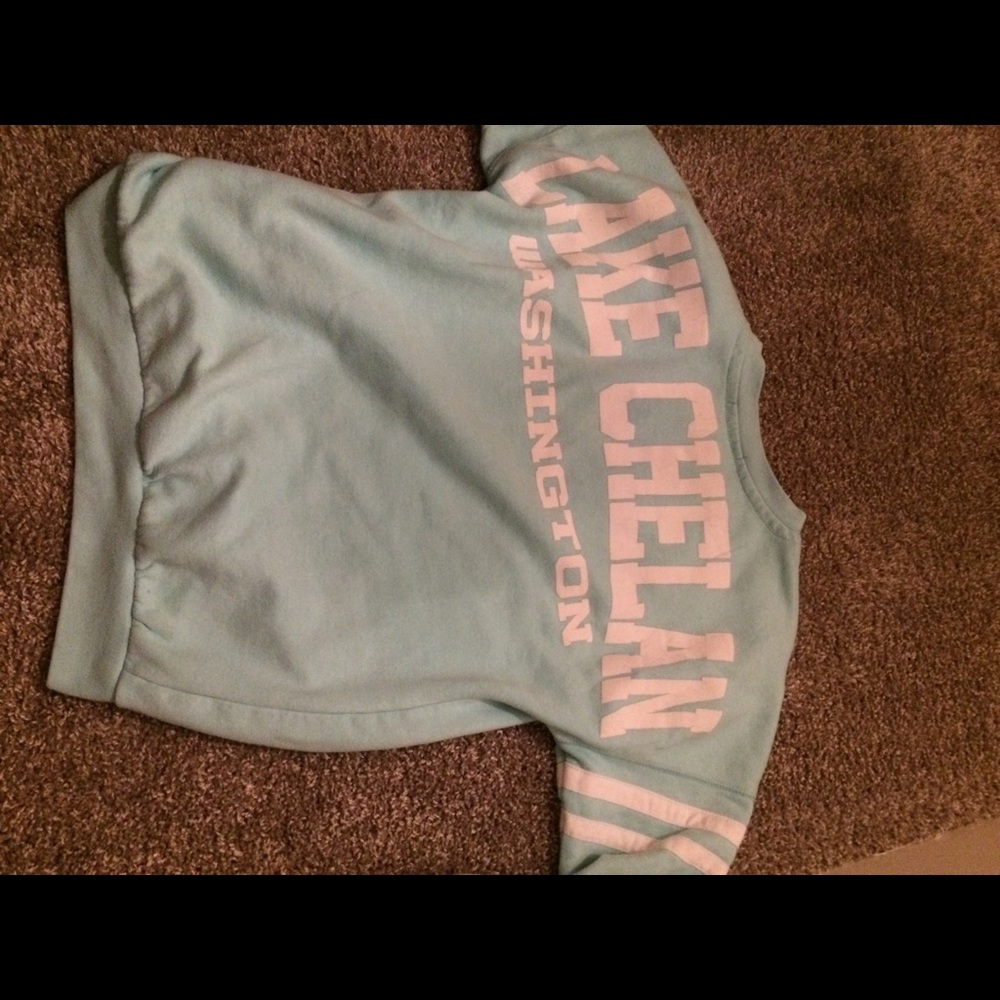 Women’s blue sweatshirt:)
